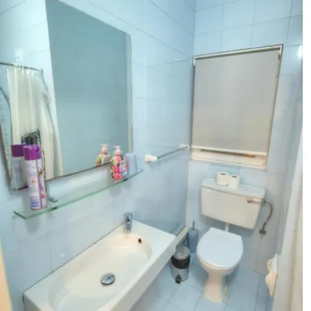 A For Rent In The Heart Of St Julians ! * San Ġiljan